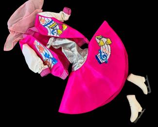 Vintage BARBIE Outfits