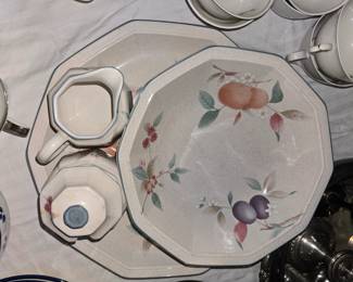 Serving Pieces
