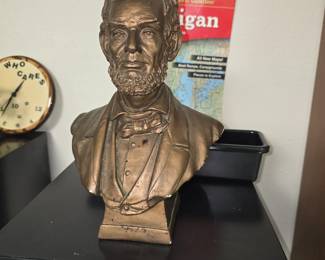 Nice bust of Lincoln.
