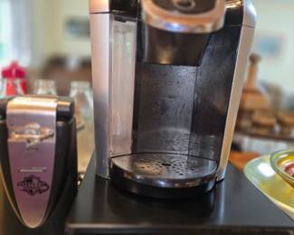 Keurig with pod drawer
