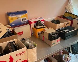 LARGE CAMERA COLLECTION