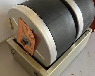 Rock tumbler