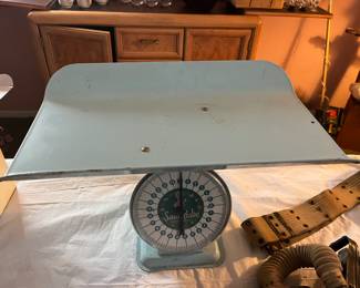 Vintage baby scale