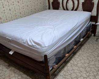 Full Size Bed in Mahogany