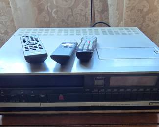 VHS Player