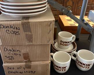 Vintage dunkin donuts dishes