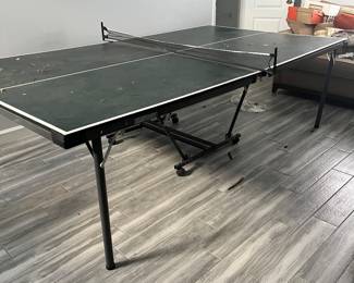 Ping pong table