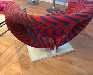 Turner Ribbon Chairs