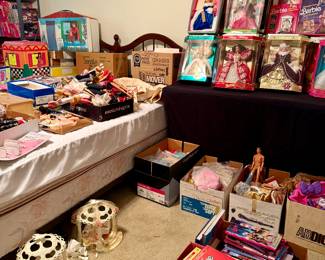Barbie collection like none other!!!!!!
Approximately: 
611 barbies (329 new in box)
4 barbie horses
550 outfit in baggies( 3 boxes)
66 wardrobe cases
76 outfits (new in box)
11 barbie family houses, camper plane, mountain cabin....
12 box collections Dr loving care, dining room table and chairs, fashion buffet,  dream pool collection, workout center, dinning buffet, surf n shop....
8 barbie cars buggies
150 barbie books
180  furniture
2 Tammy cases with 3 doll and clothes
2 tutti cases 
37 games, sun glasses,  jewelry box, valentines, puzzles, sewing cards rub n play....
And 100s of miscellaneous parts, shoes, hangers, stands, miscellaneous dolls, bags, rocker stuffed animals......
