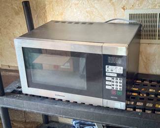 Emerson Microwave MW8119SBM