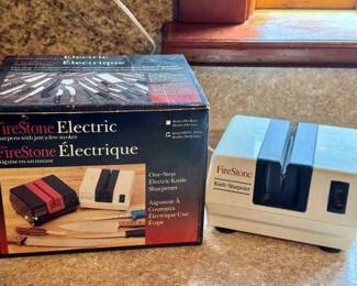 Electric Knife Sharpener-Works