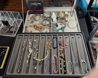 Great selection of costume jewelry!