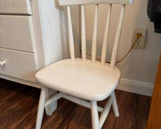 Sweet child's modified Windsor chair