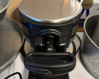 Waffle maker