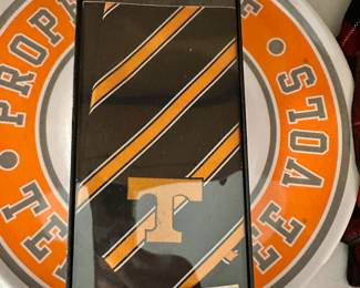 UT tie