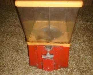 gum ball machine with key