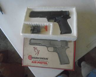 Air pistol