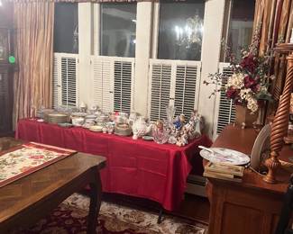 Great antique collector of tea cups , tea pots , Lenox dishware set (new) 