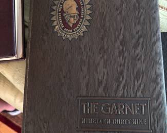 The Garnet , union college , yearbooks , Harvard yearbook 