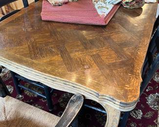 Parque  table with 7 chairs .. 