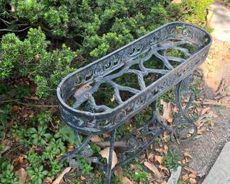 Heavy duty planter .. 