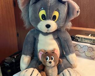 Tom & Jerry stuffed animal set