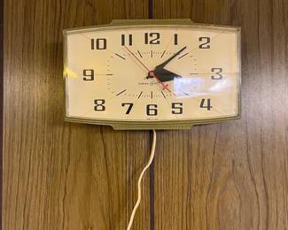MCM wall clock