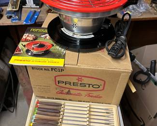 New in box fondue 