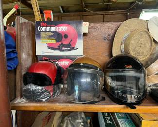 Snowmobile helmets 