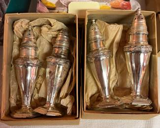 Salt & pepper shakers