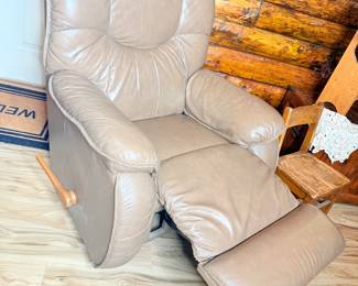 La-Z-Boy Recliner 