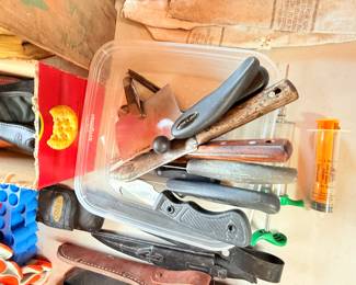 Knives 