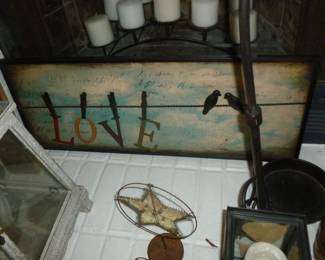 More decor