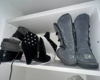 Shoes range from 6.5 to 7.5 woman’s sizes - $5 each