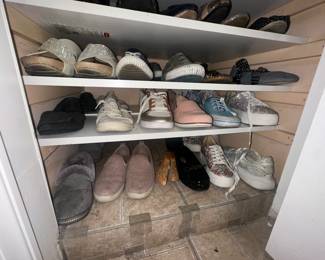 Shoes range from 6.5 to 7.5 woman’s sizes - $5 each