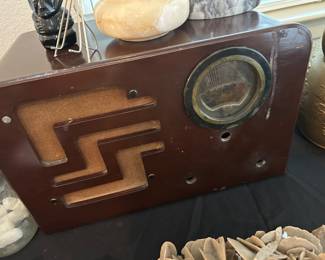 Vintage radio