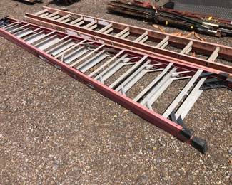 WERNER 12 STEP LADDER