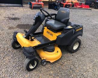 CUB CADET RZTSX ZERO TURN MOWER