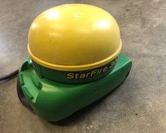 JOHN DEERE STAR FIRE 3000 GLOBE GPS RECEIVER