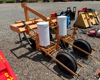 Allis Chalmers 2 Row Planter