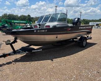 2012 Tracker Targa V18 WT