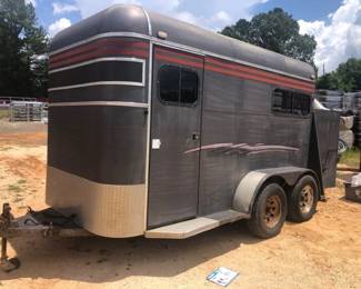 2 HORSE TRAILER