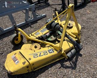 John Deere 272 Grooming Mower