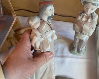 TO SHOW SIZE NOT SMALL 