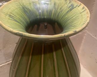 TOP OF VASE