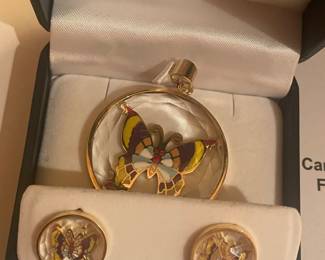 NEW BUTTERFLY SET FROM FAMILY TRAVELS I MIGHT HAVE TO HAVE THIS !!!