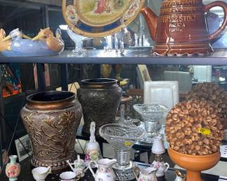 More decor and miniatures