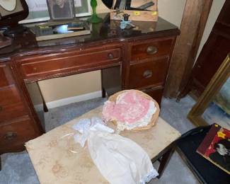 Vintage and antique items in center bedroom