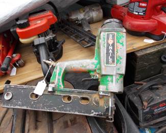 Nail gun