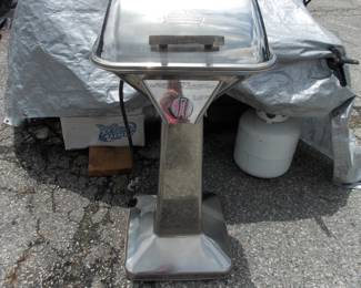 Stainless steel gas grill